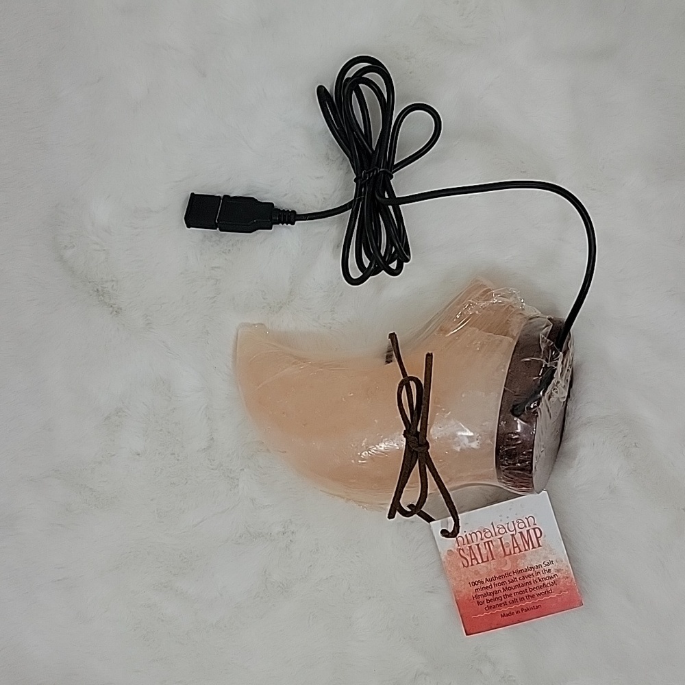 HIMALAYAN SALT LAMP - MOON LIGHT NATURAL POLISHED STONE (SALTLMP) Peach